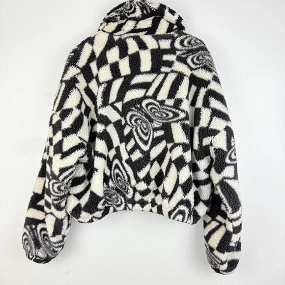 Urban Outfitters Olivia Print Sherpa Butterfly Fleece Black White Teddy Jacket - Picture 6 of 9